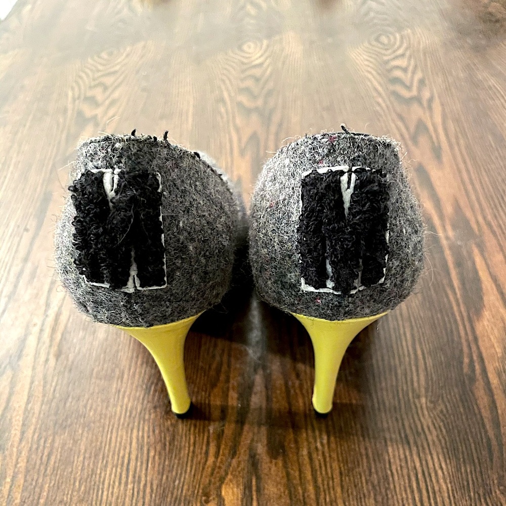 Msgm V Shape Pump - image 3